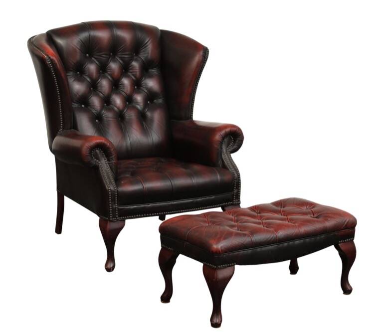 Bergère armchair and its "Chesterfield" footrest