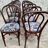 14 chaises bistrot N°18 en bois courbé