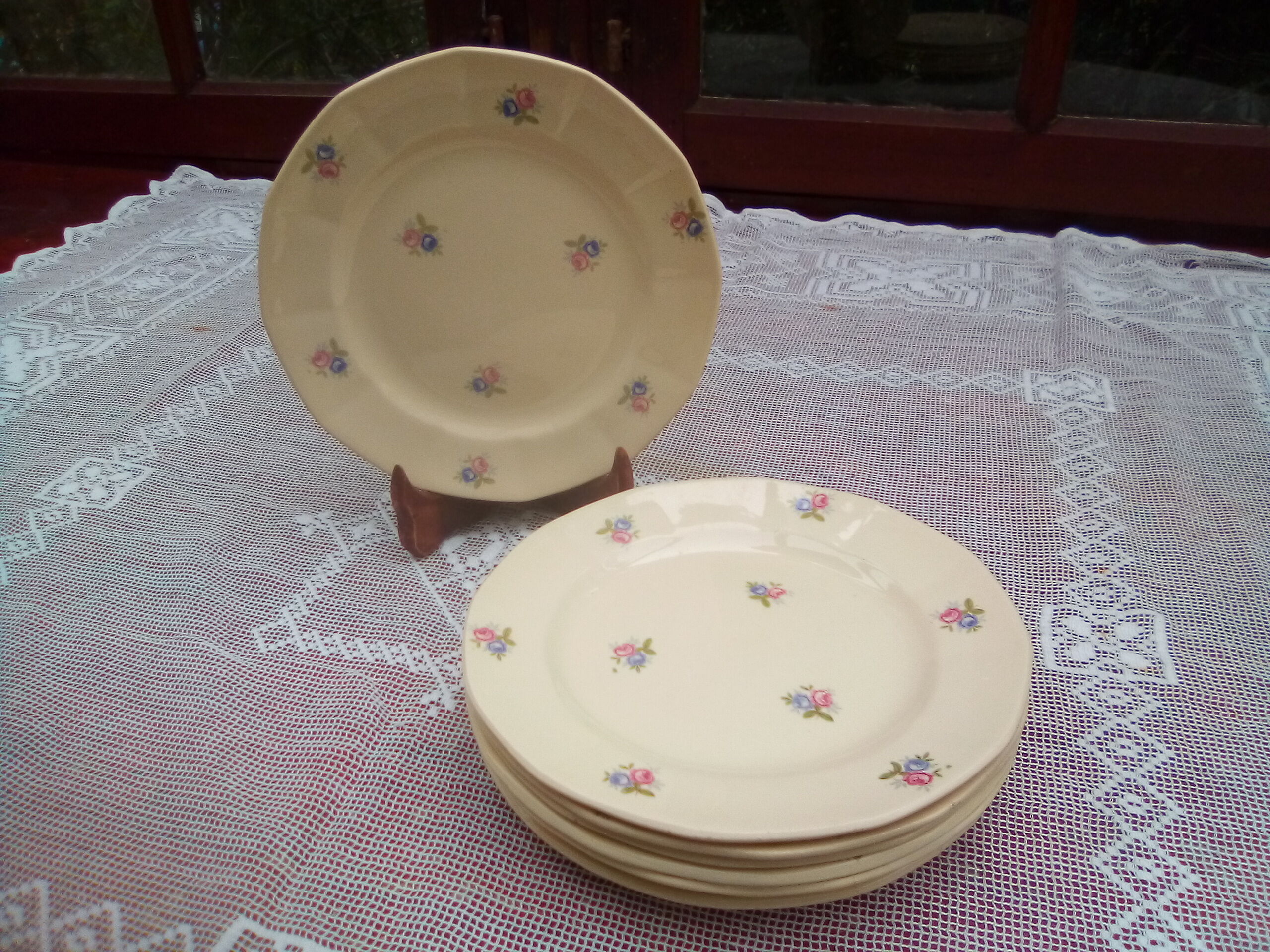 8 assiettes à dessert digoin