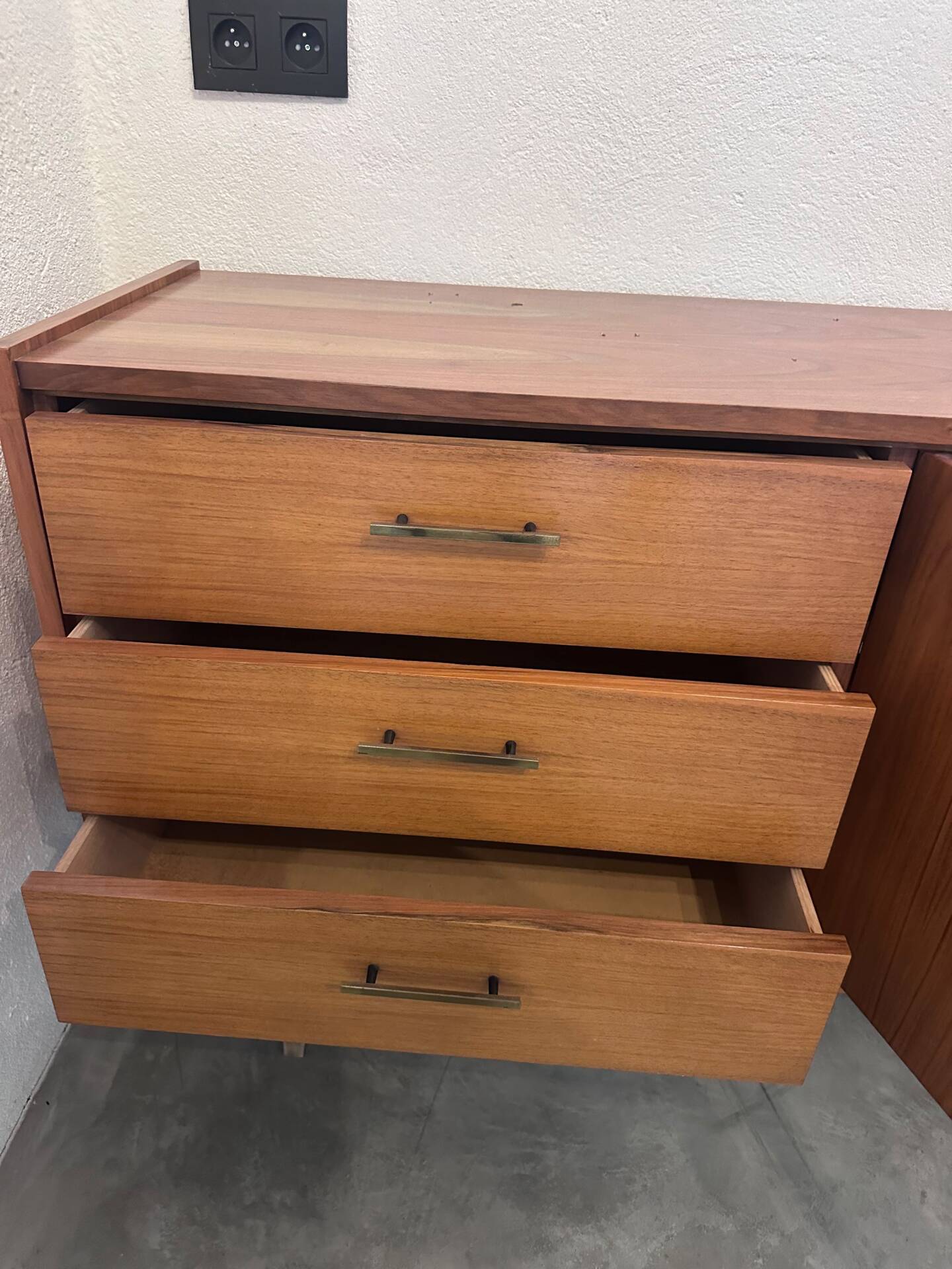 Scandinavian enfilade