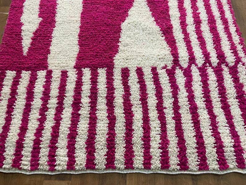 Large handmade pink rug 300cm x 200cm