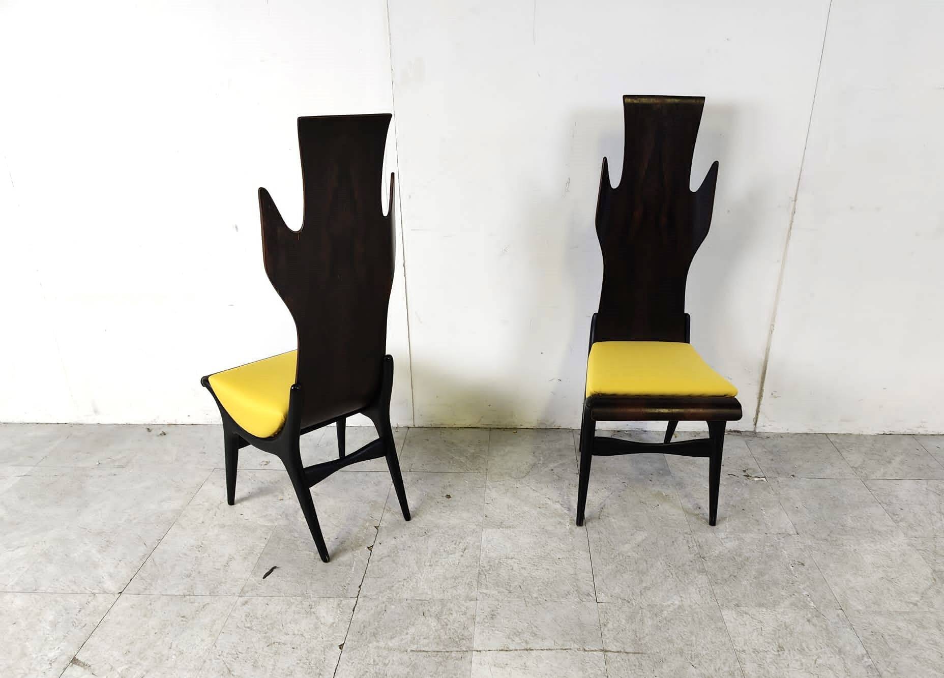 Chaises de salle à manger vintage à haut dossier et flamme par Dante Latorre, 1950