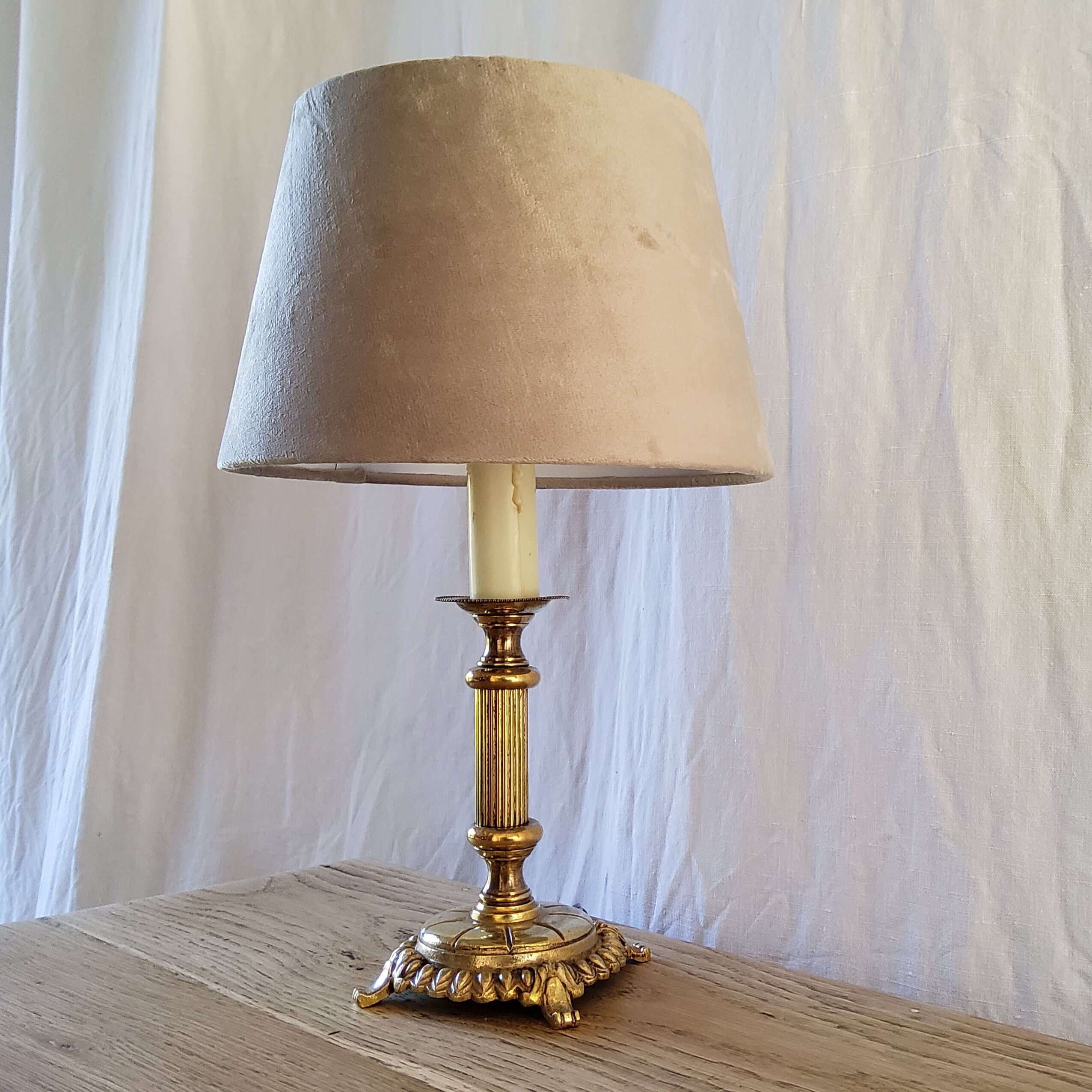 Candle holder lamp
