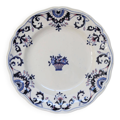 Assiette antique terre de fer Longchamp – Modèle Rouennais