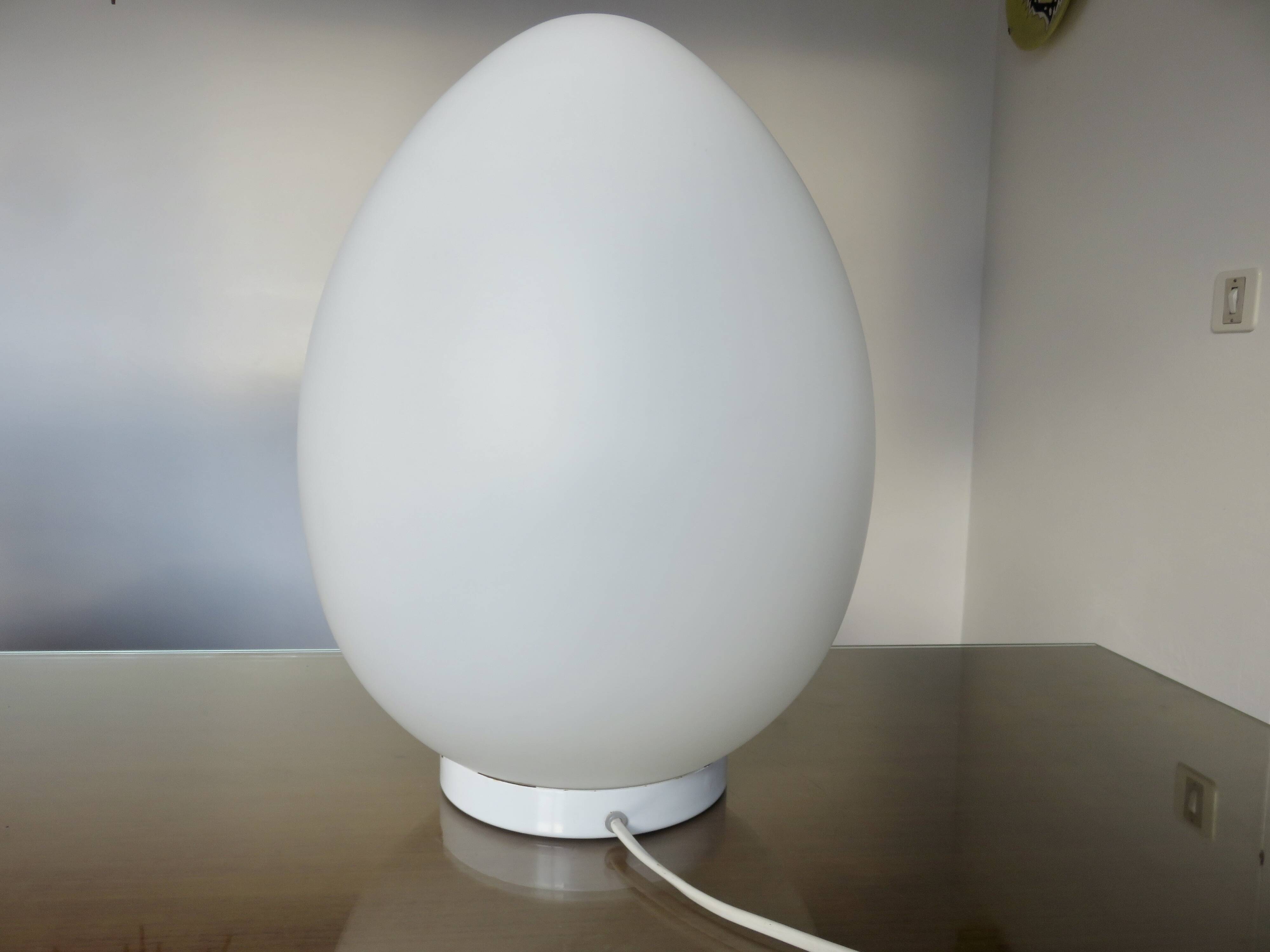 Large "egg" lamp, Domec edition, glassware from Vianne, France, 1970 - 1980.