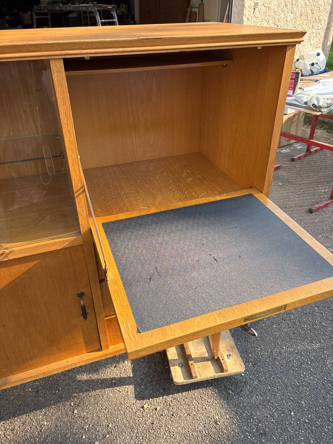 Vintage 60s sideboard with compass feet