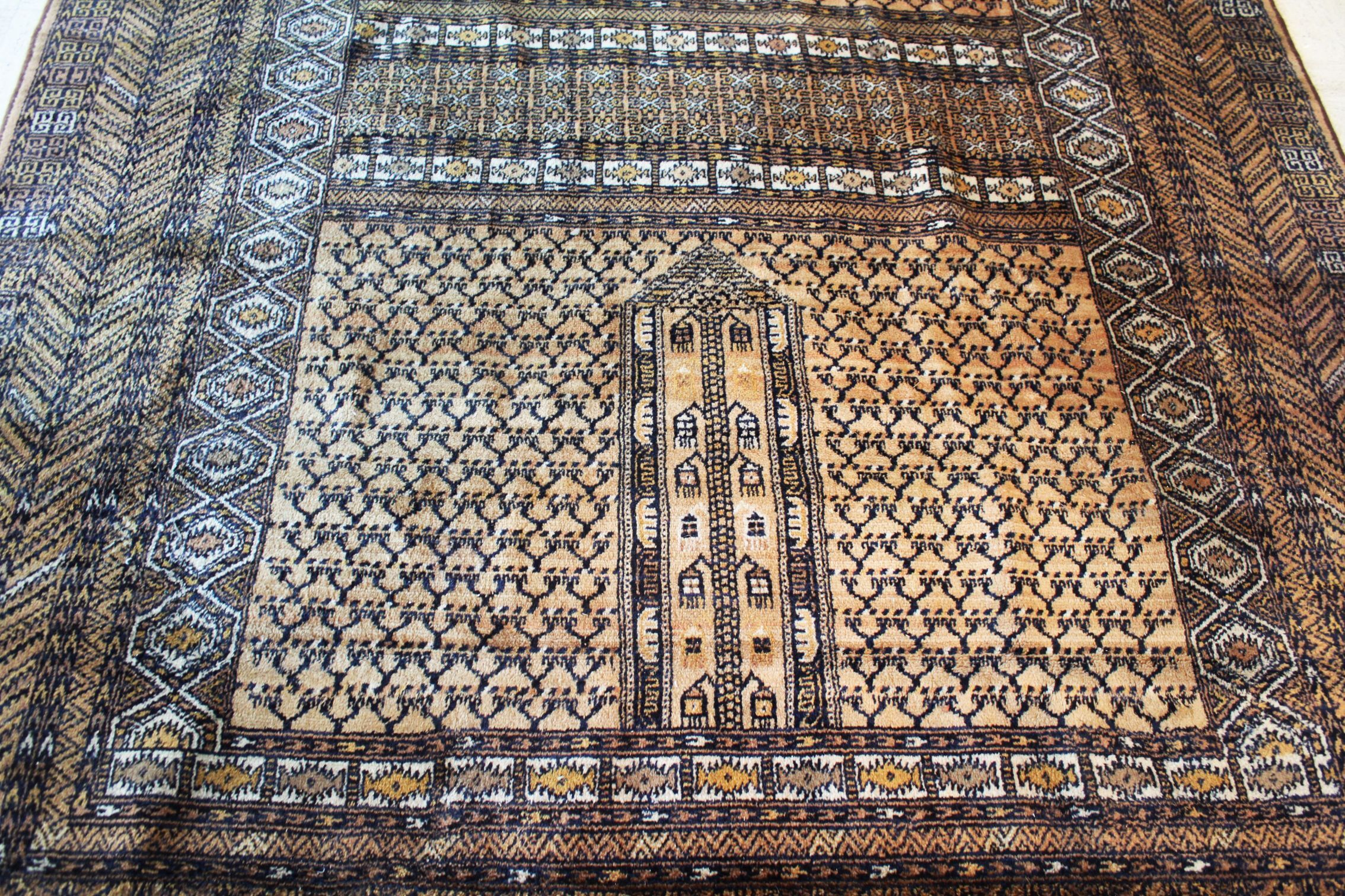 Turkmen carpet, virgin wool, 203x303.