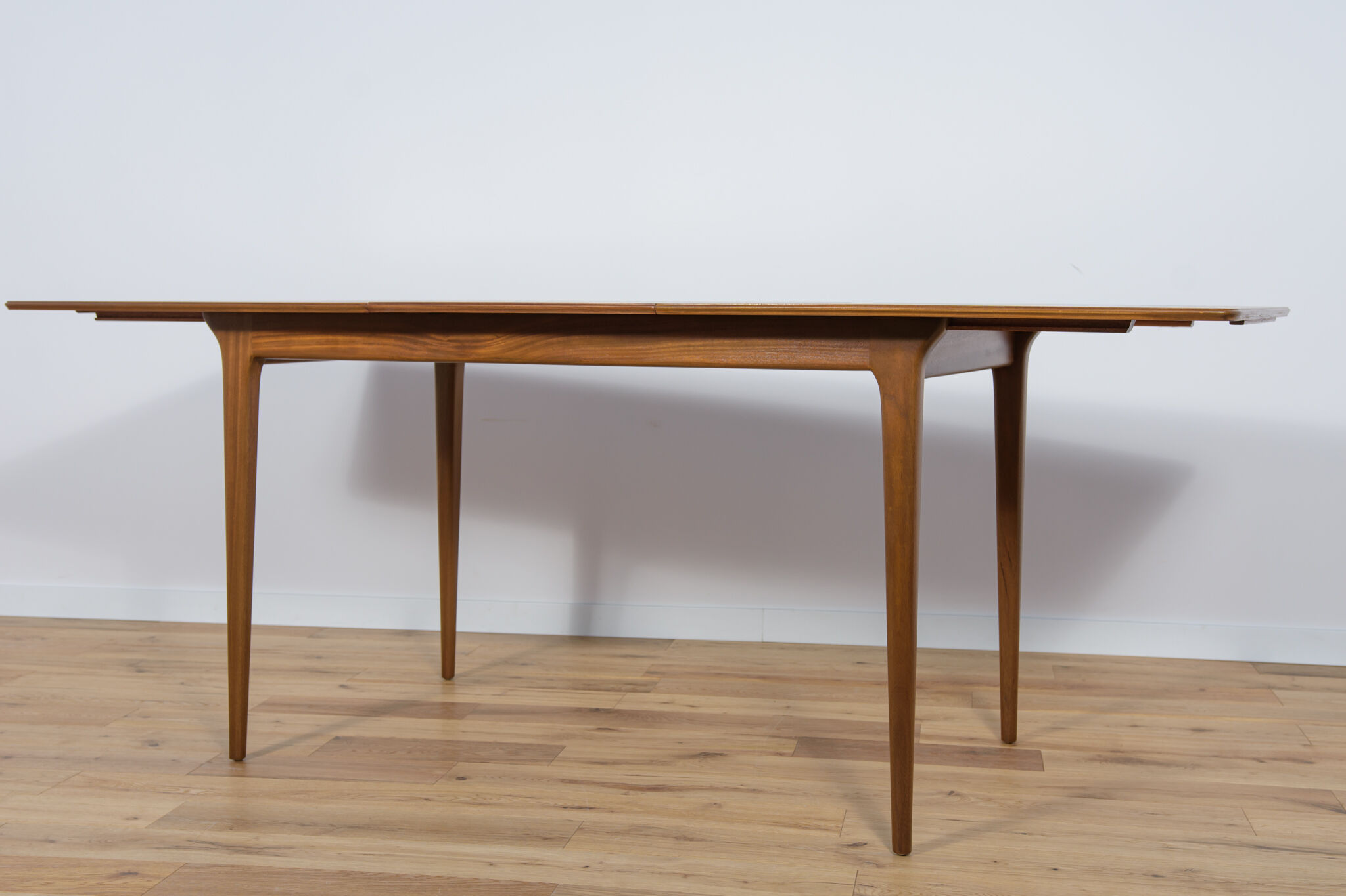 Mid-century teak extendable dining table from Mcintosh, 1960s