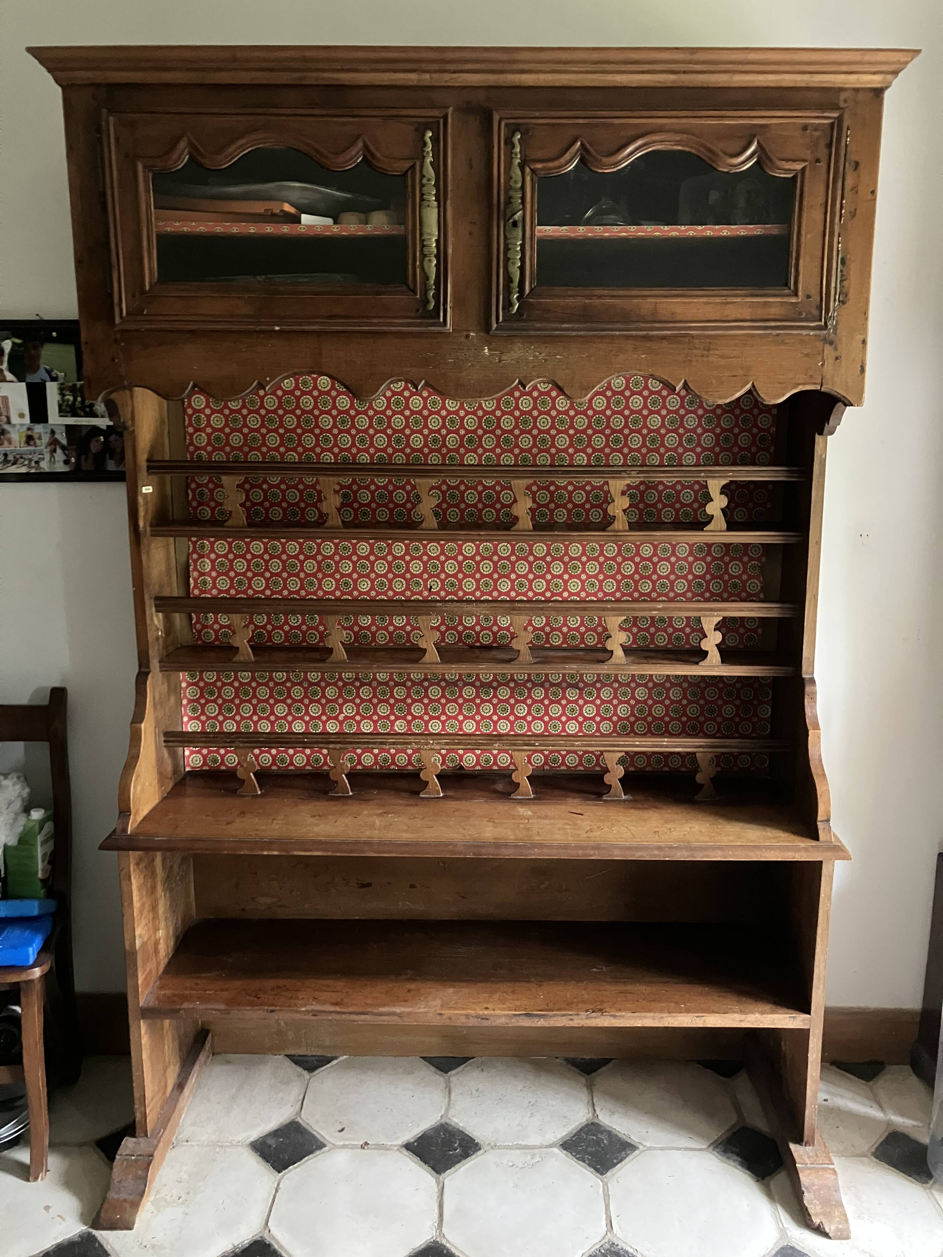 Solid wood sideboard