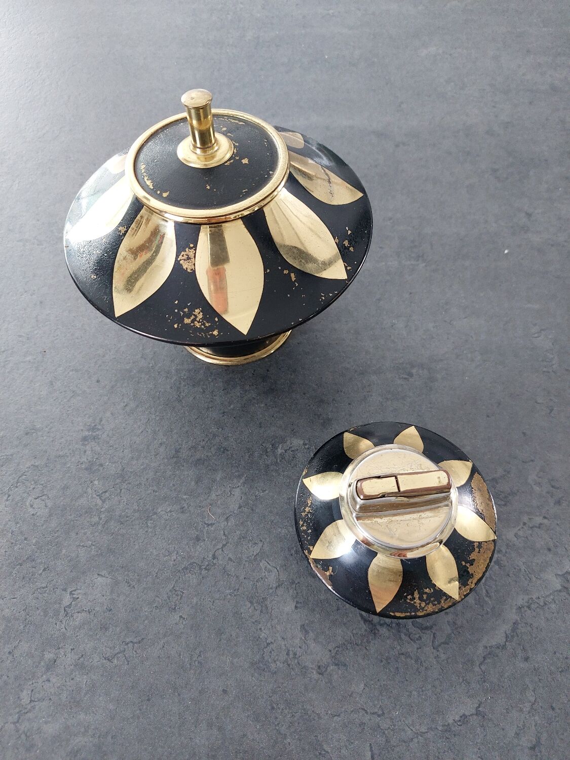 Cigarette dispenser and vintage matching lighter