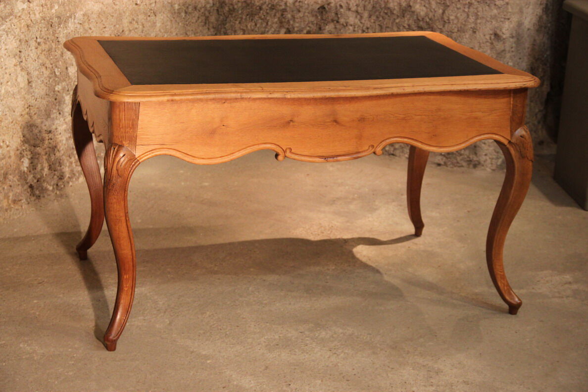 Bureau plat chêne Louis XV