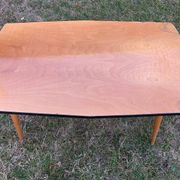 Vintage coffee table in light beech, rectangular top 120 x 50 cm, tapered legs.