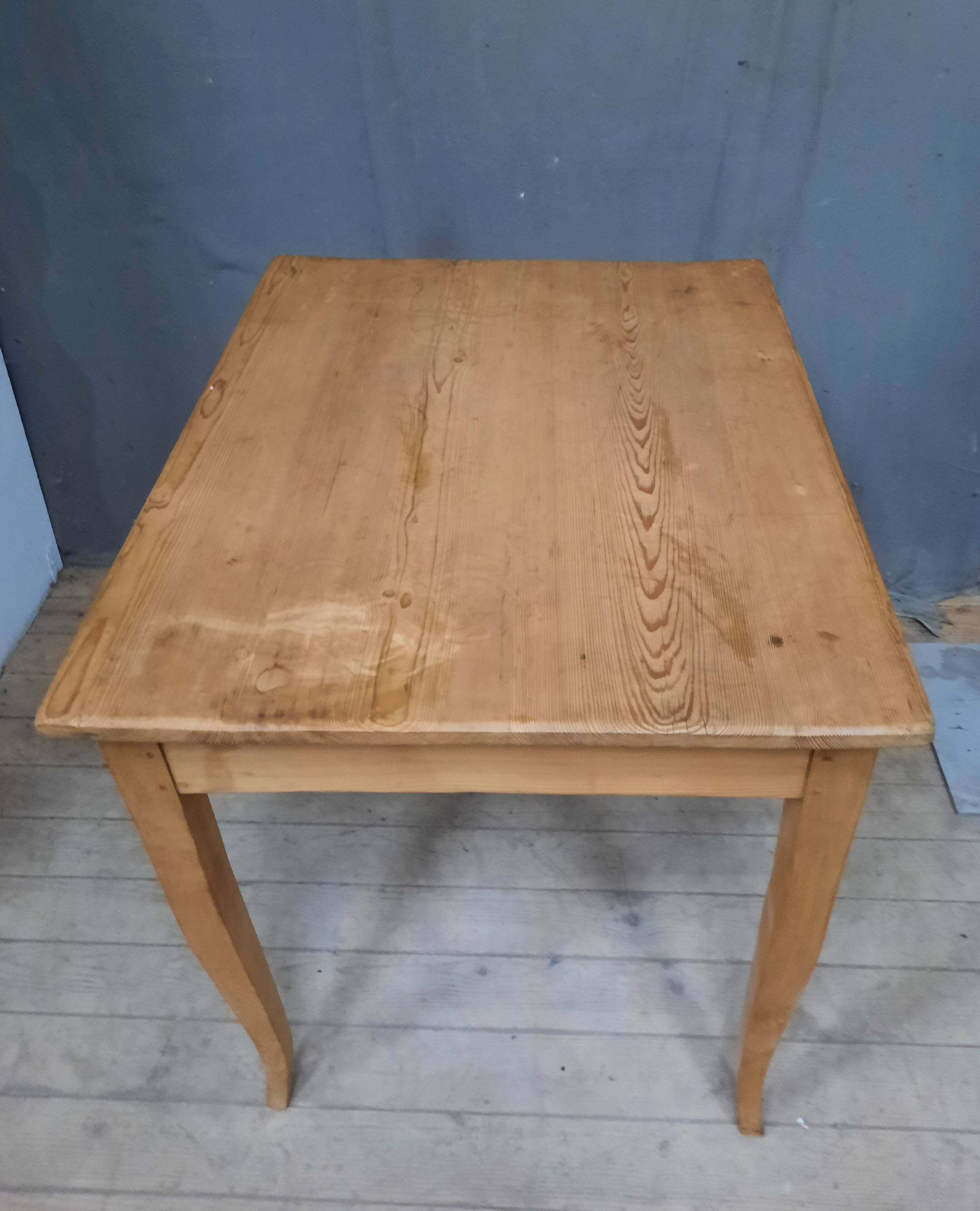 Louis XV style table in natural wood