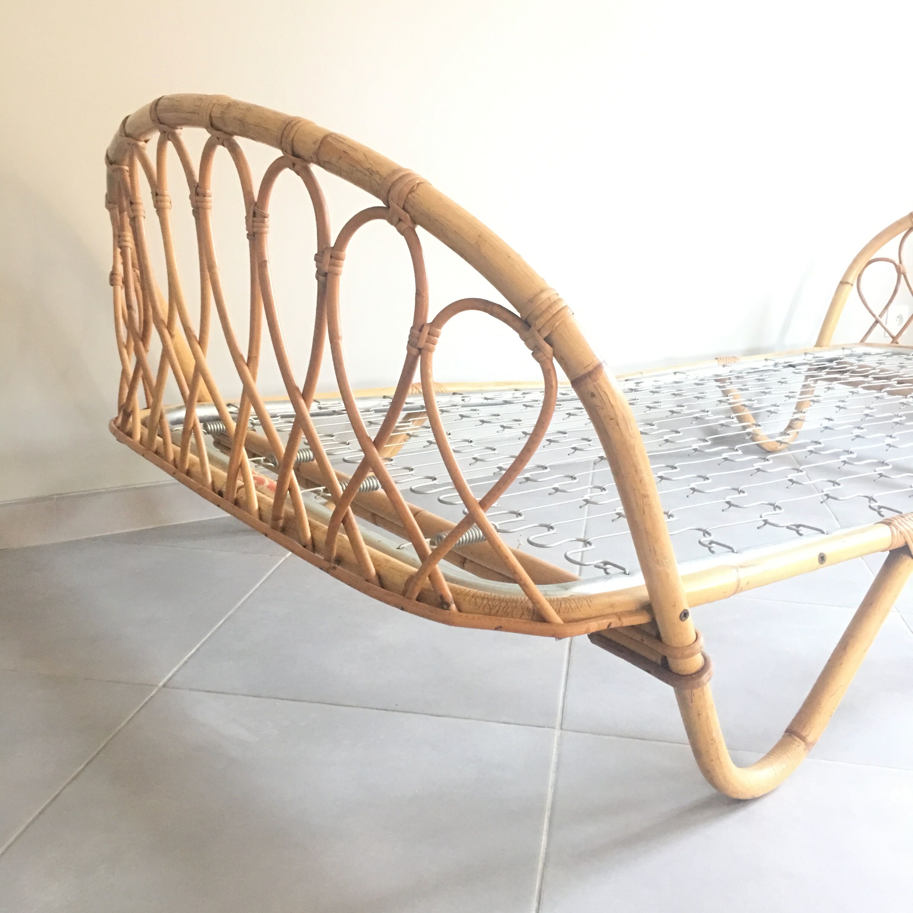 Vintage  rattan bed