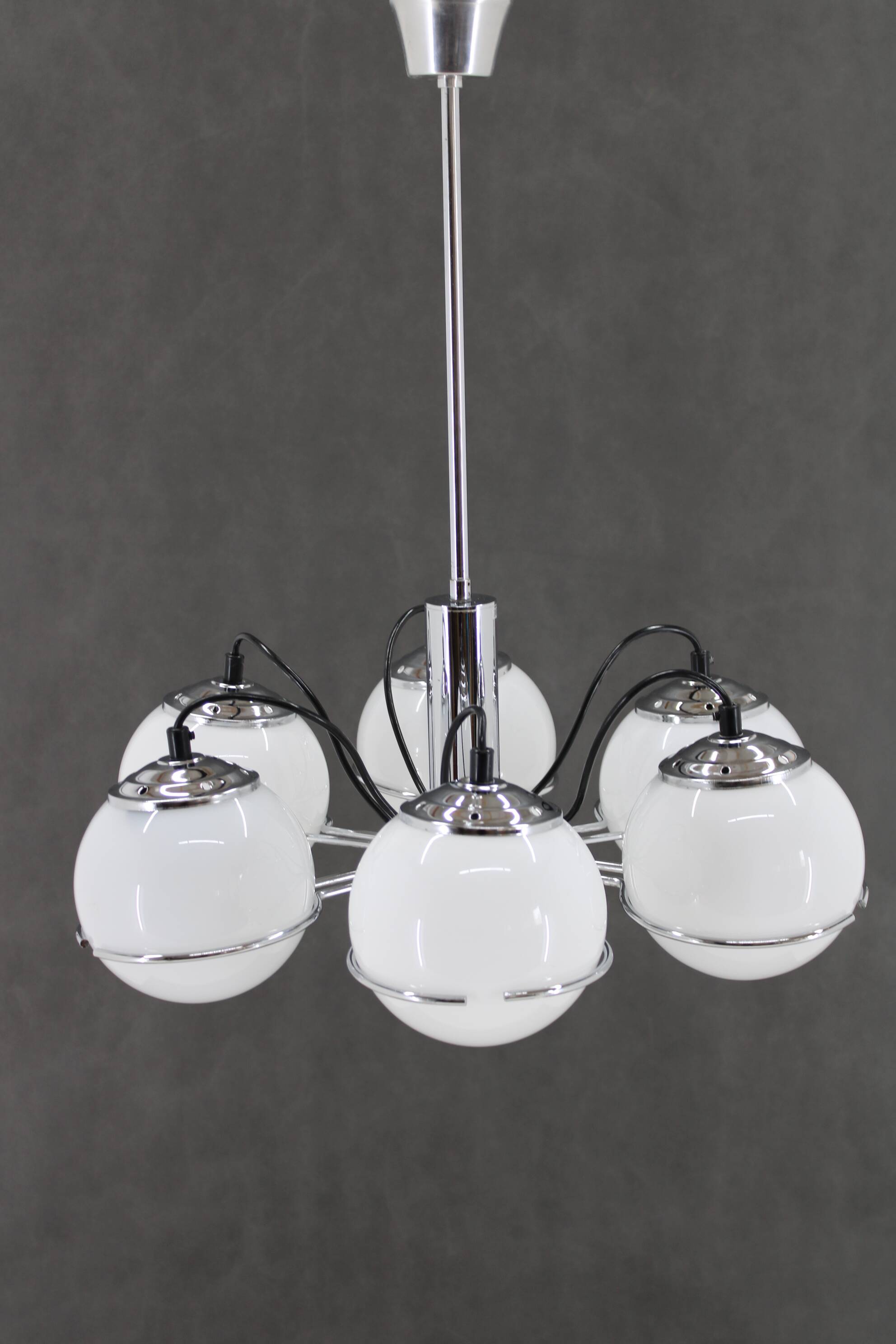 1970s Targetti Sankey Italian Chrome and Opaline Glass Chandelier