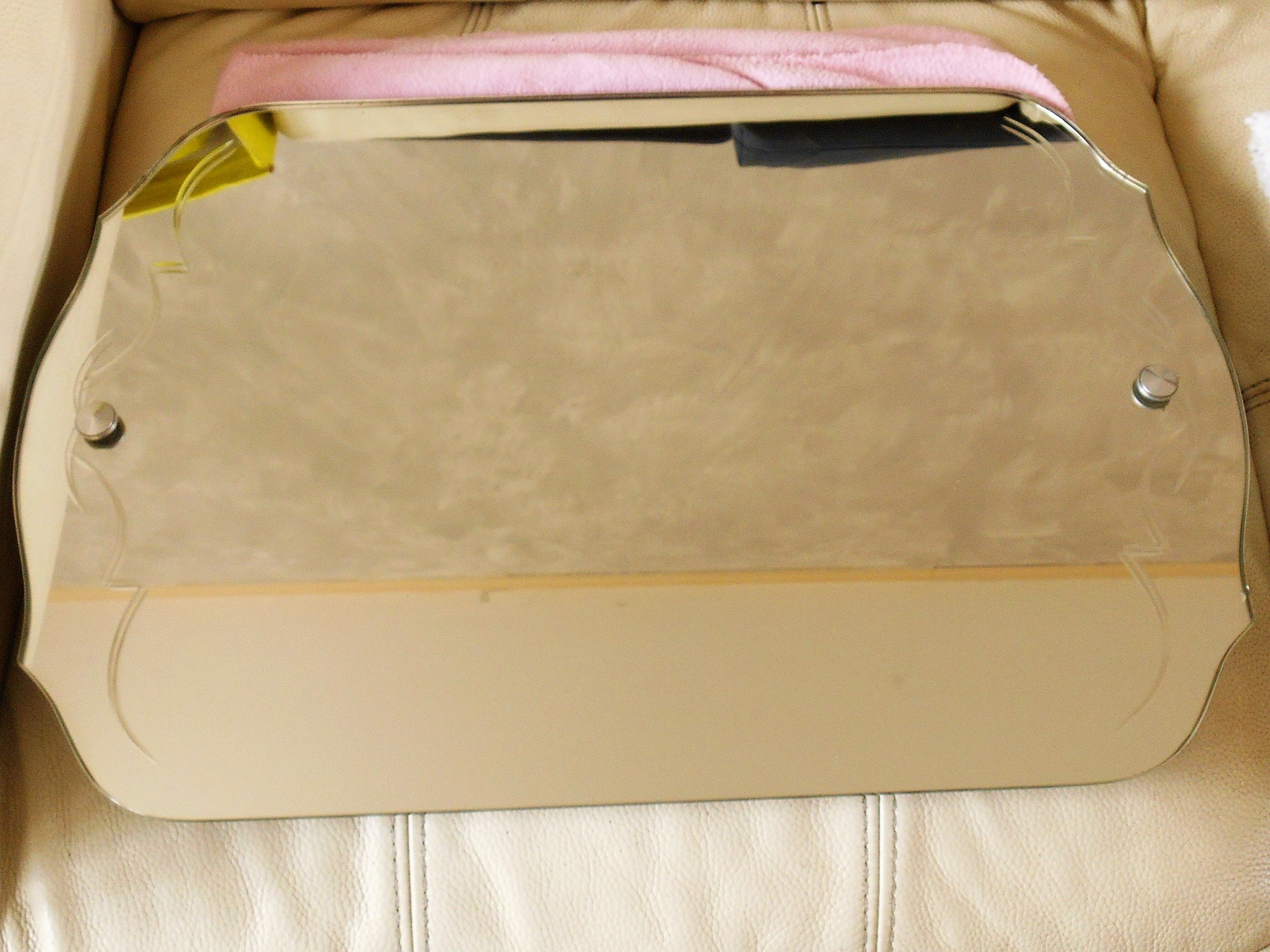 Beveled mirror 60x39 cm