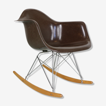 Charles & Ray Eames « Rar » Brown Original Rocking Chair, 1977