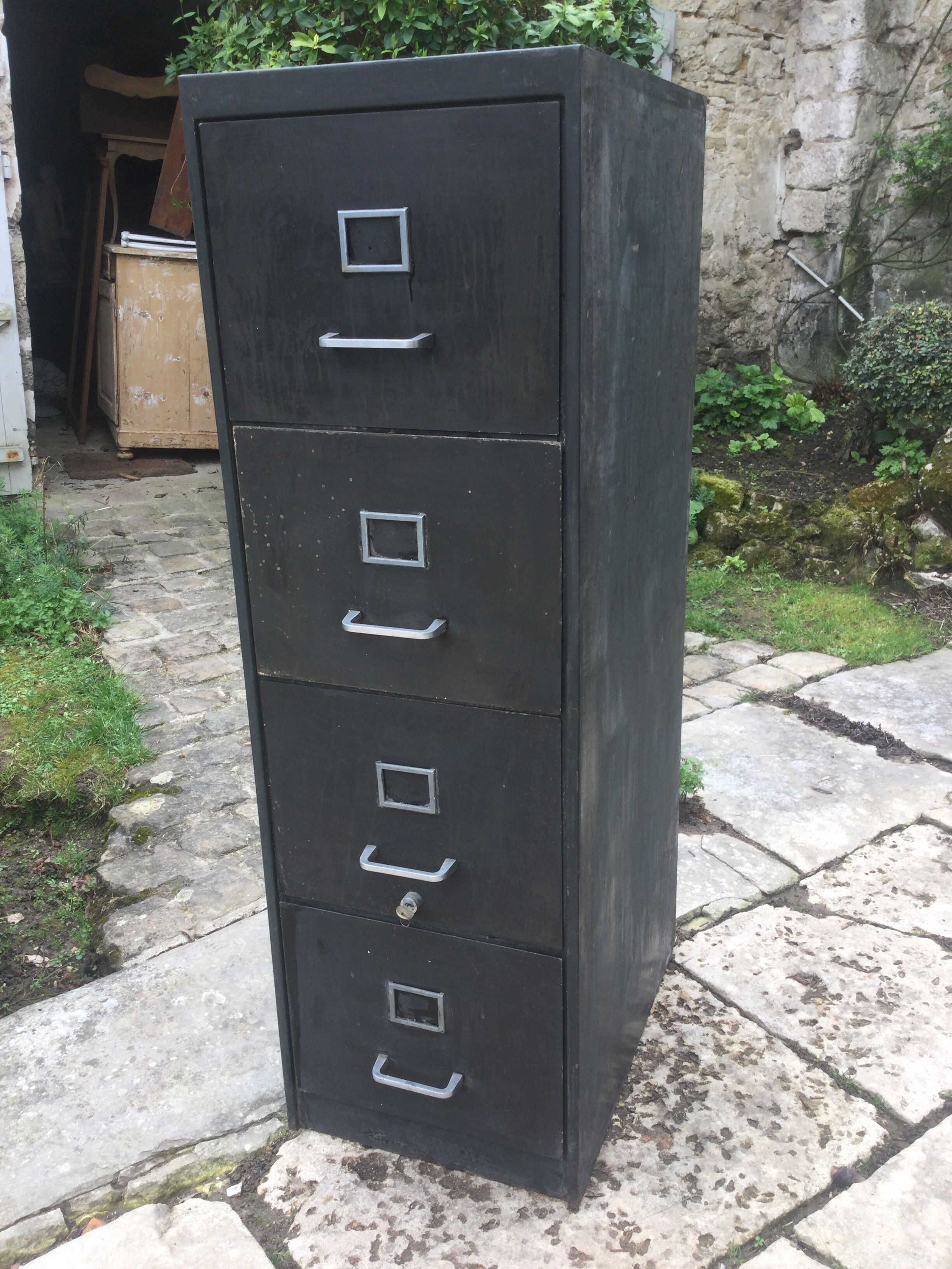 Industrial furniture 4 drawers