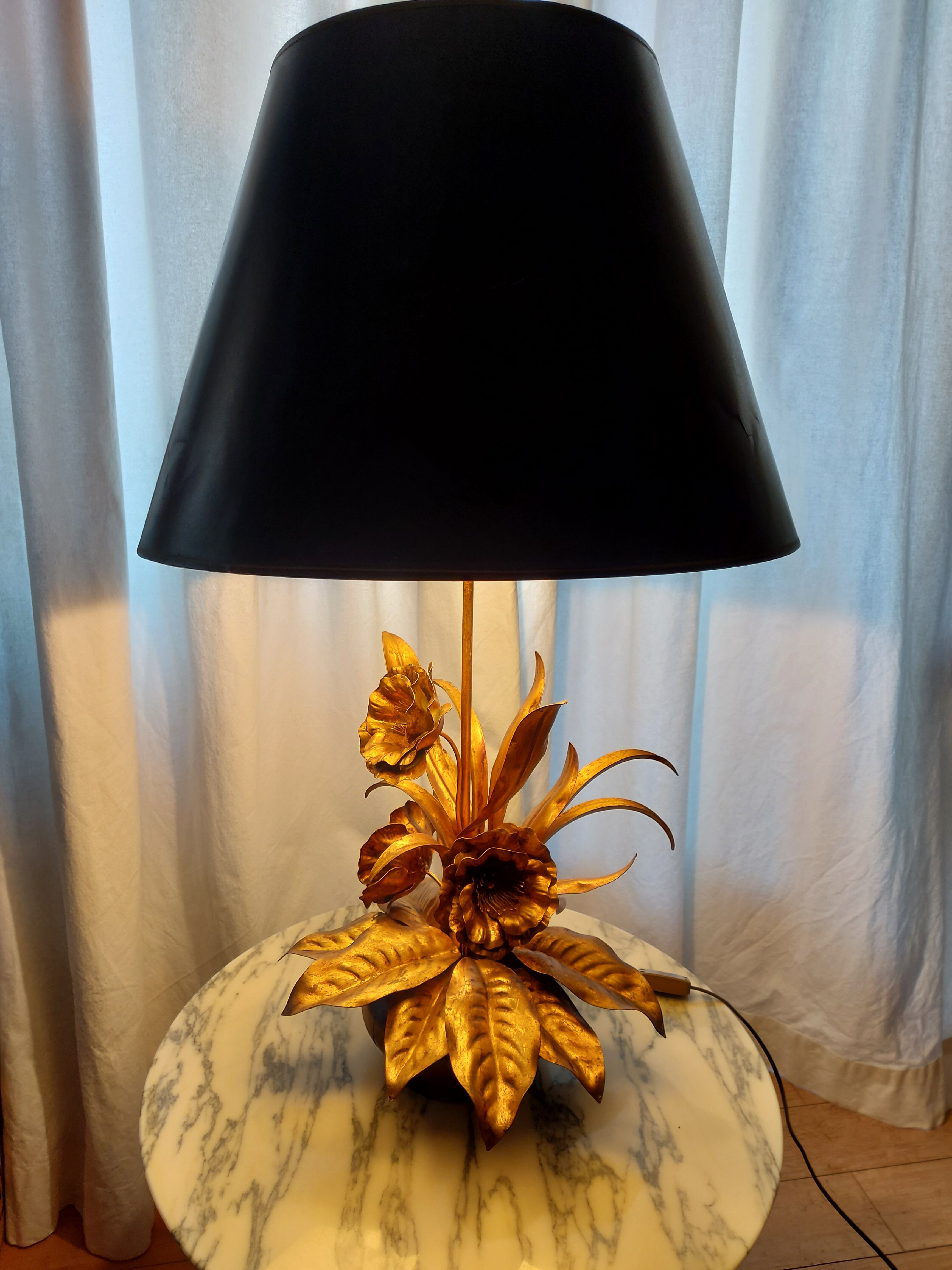 Large lamp, bouquet of vintage anemone flowers, gold metal, Hans Kogl