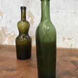 Lot of 6 bottles of bubbled glass.