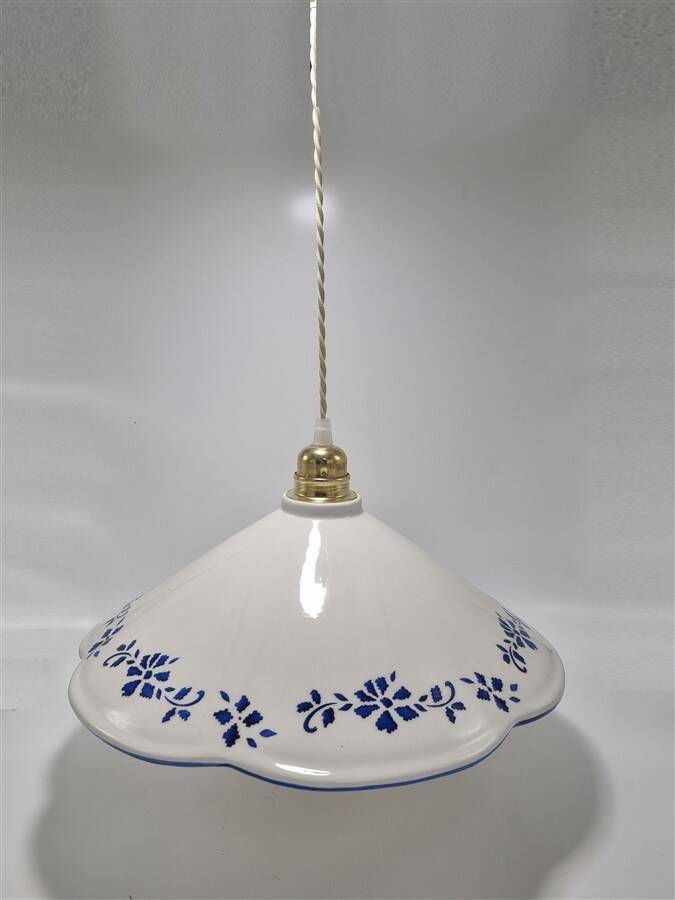 Ceramic pendant light