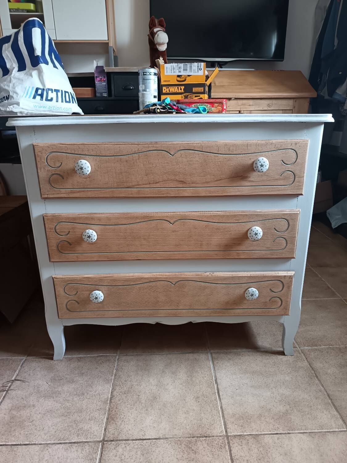 3-drawer chest of drawers