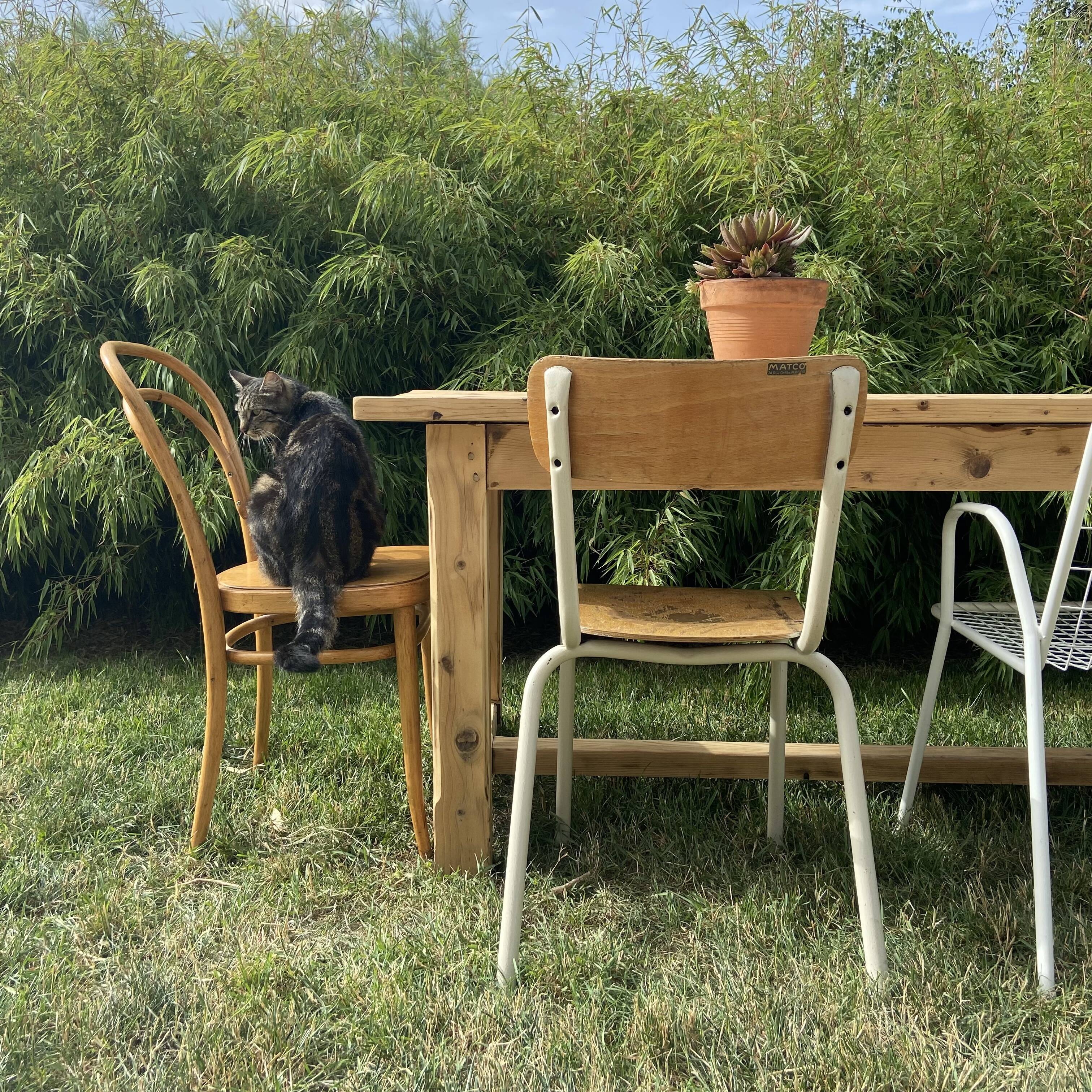 Farm table