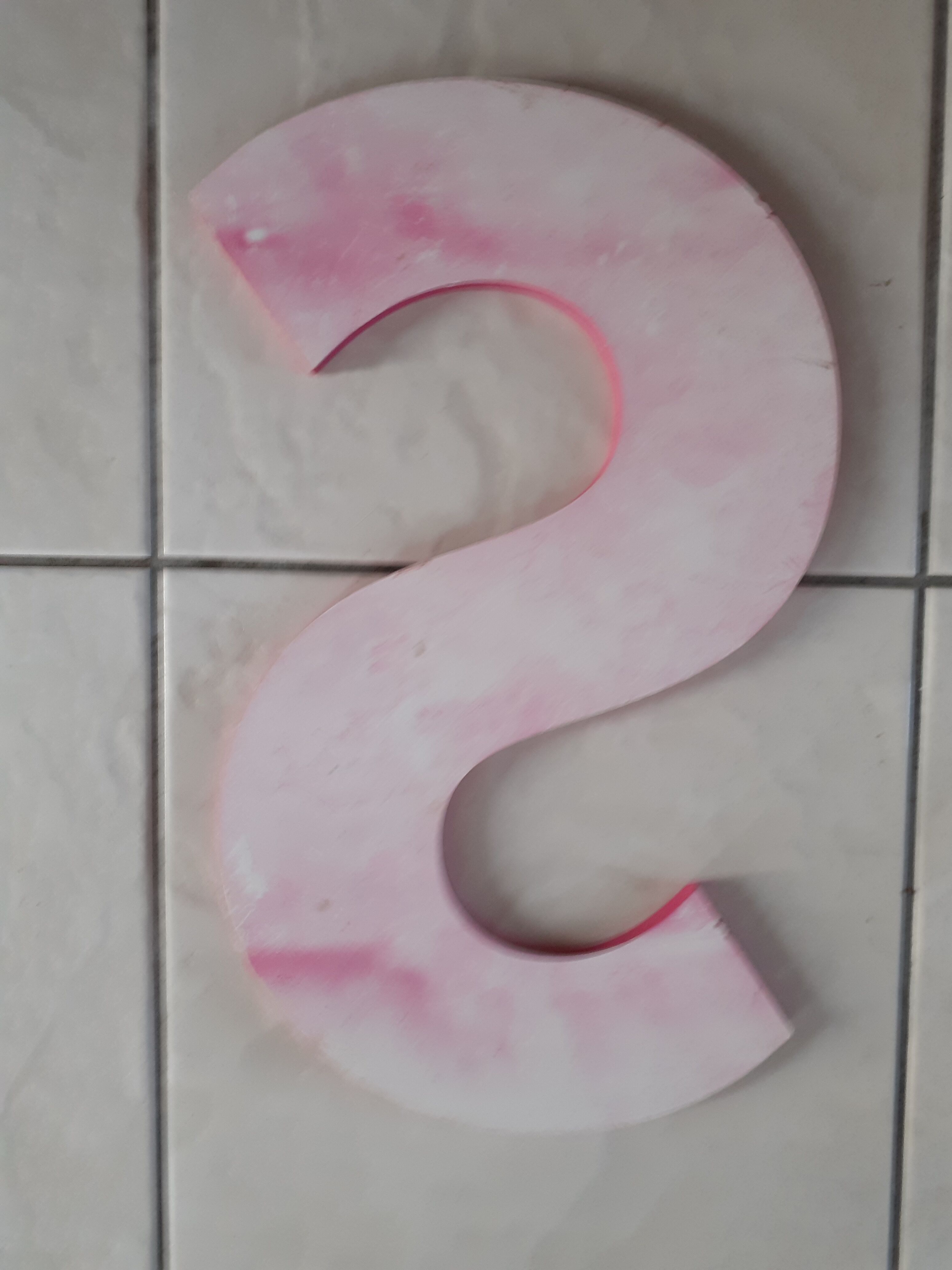 Pink letter s