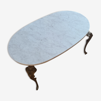 Coffee table in white Carrara marble