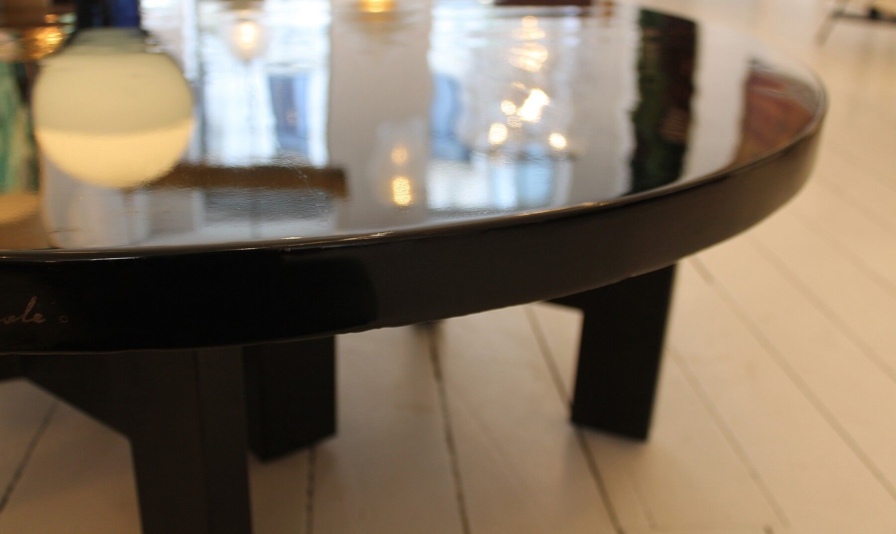 Black lacquered resin round coffee table by Ado Chale c.1970s