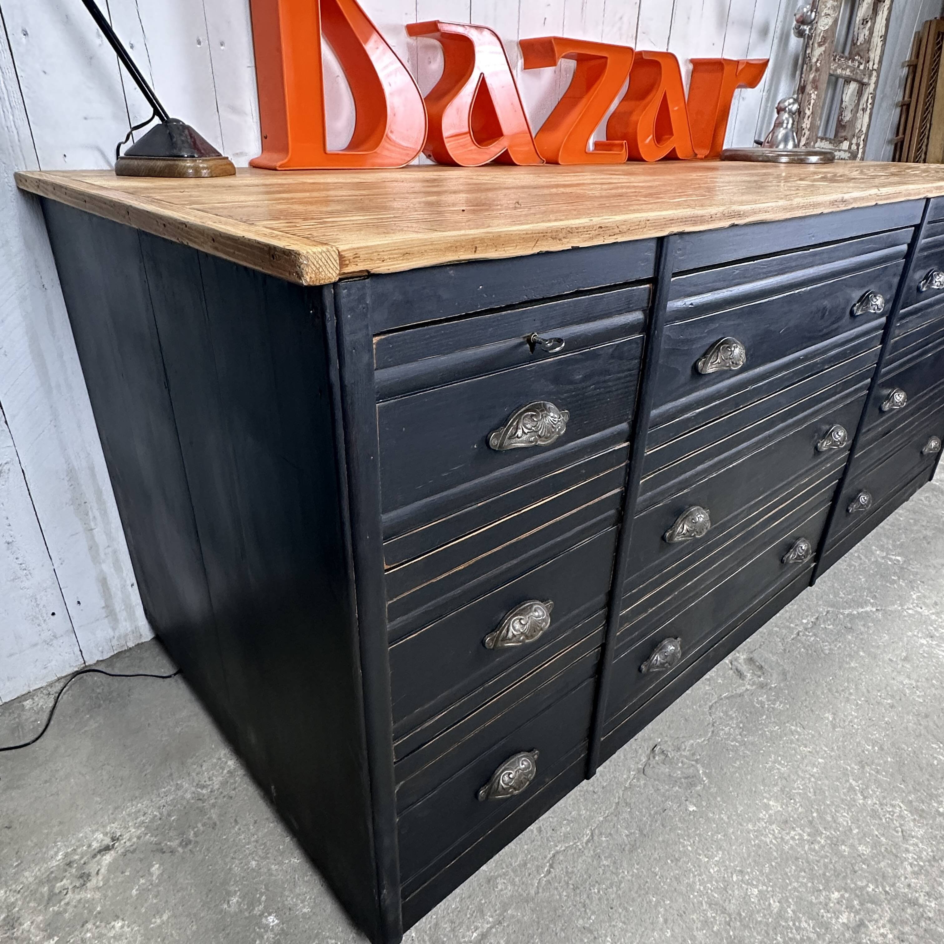 Kitchen island counter