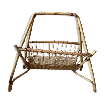 Rattan magazines holder