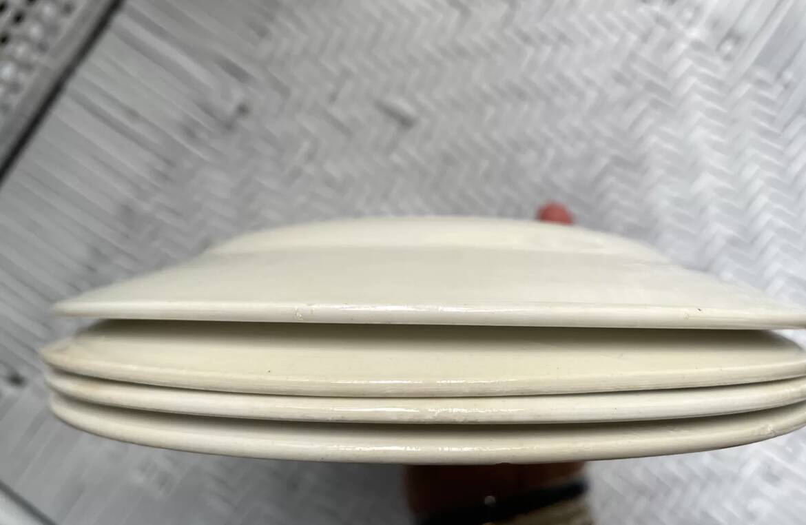 Dessert plates with rose decoration HBCM