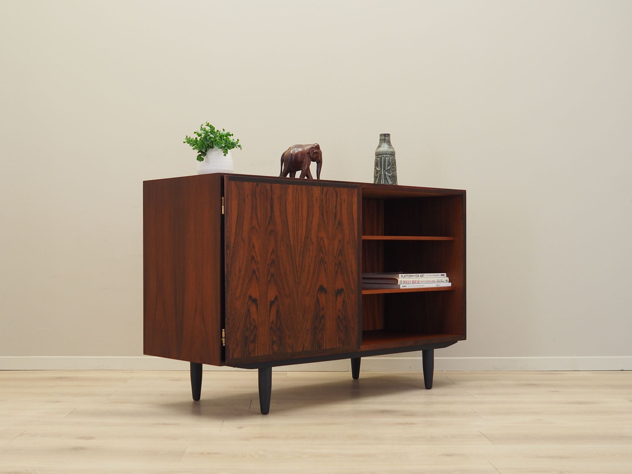 Rosewood cabinet, Danish design, 1970s, manufacturer: Omann Jun