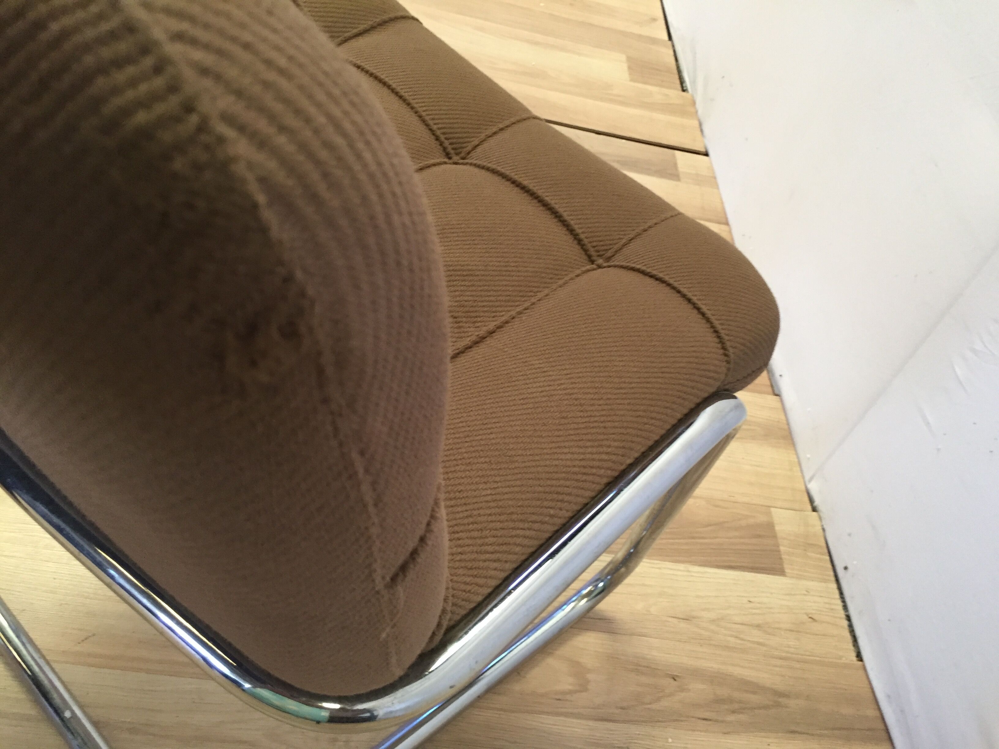 Storm office chair for Airborne