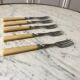 Set of 5 dessert forks with three peaks in Bakelite 50s-60s