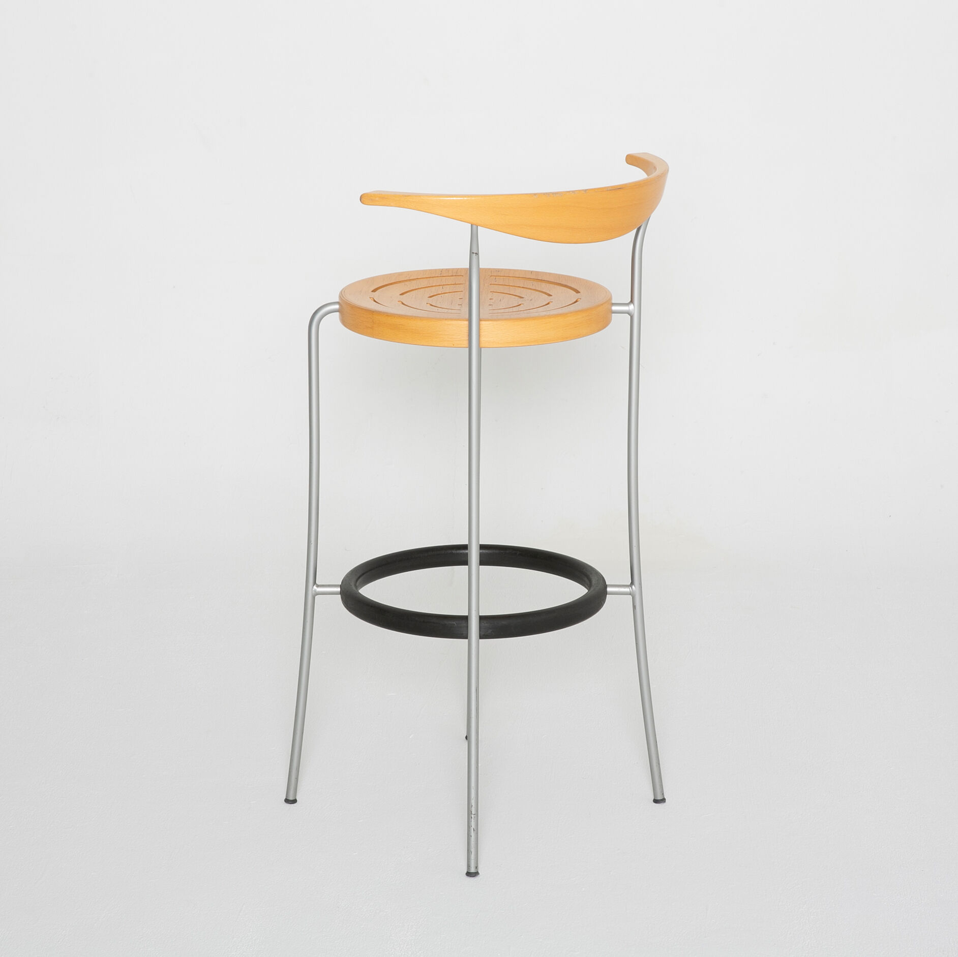 Magnus Olesen bar stool