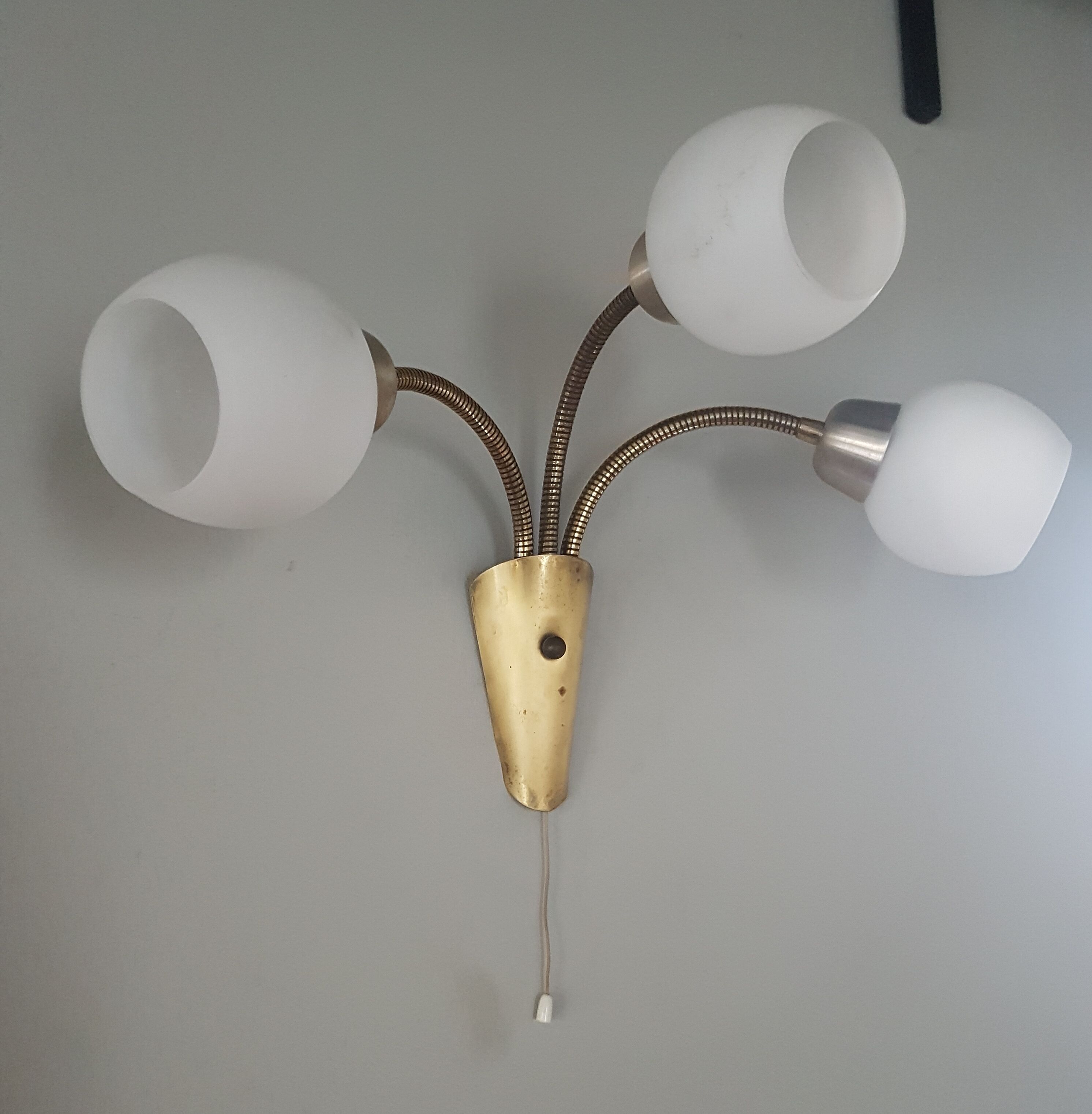 Wall light triple brass vintage