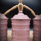 Trio pink enamelled pots