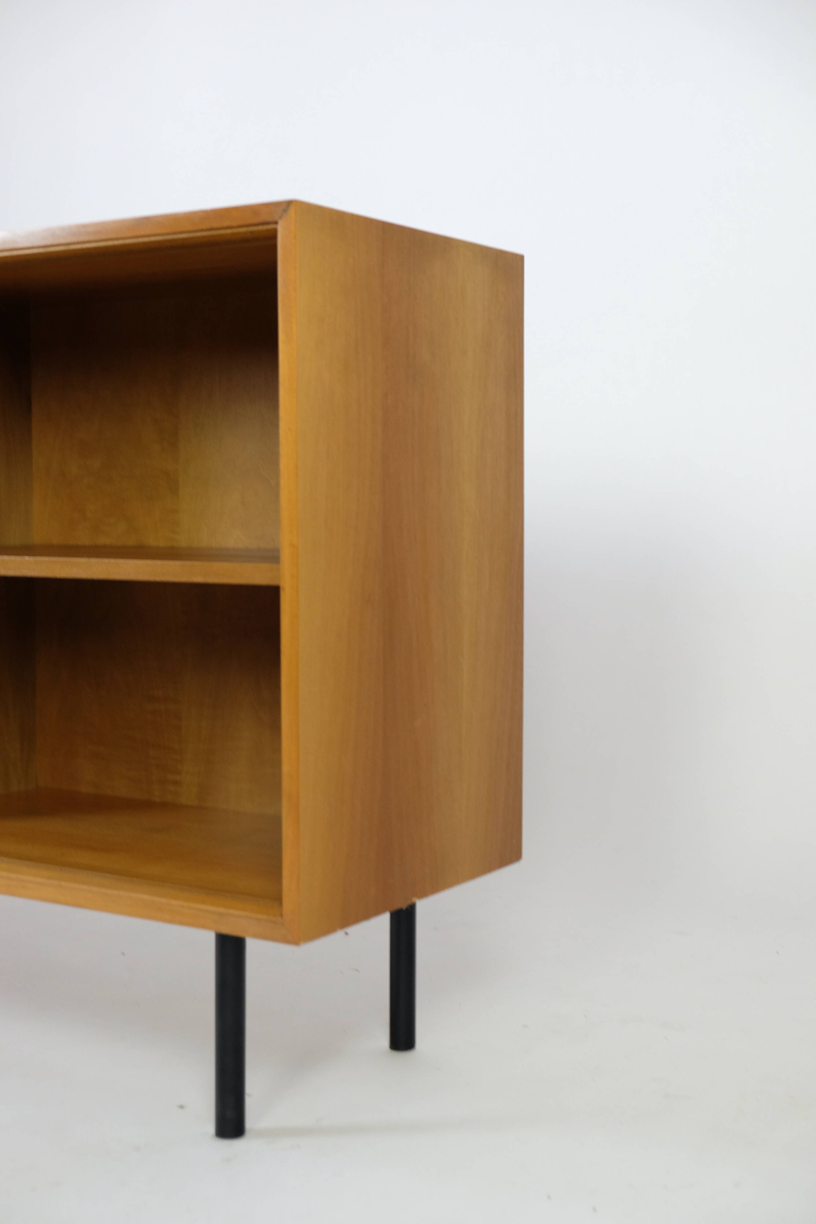 MidCentury Nussbaum Sideboard Regal Lowboard 60er Shelf Vintage