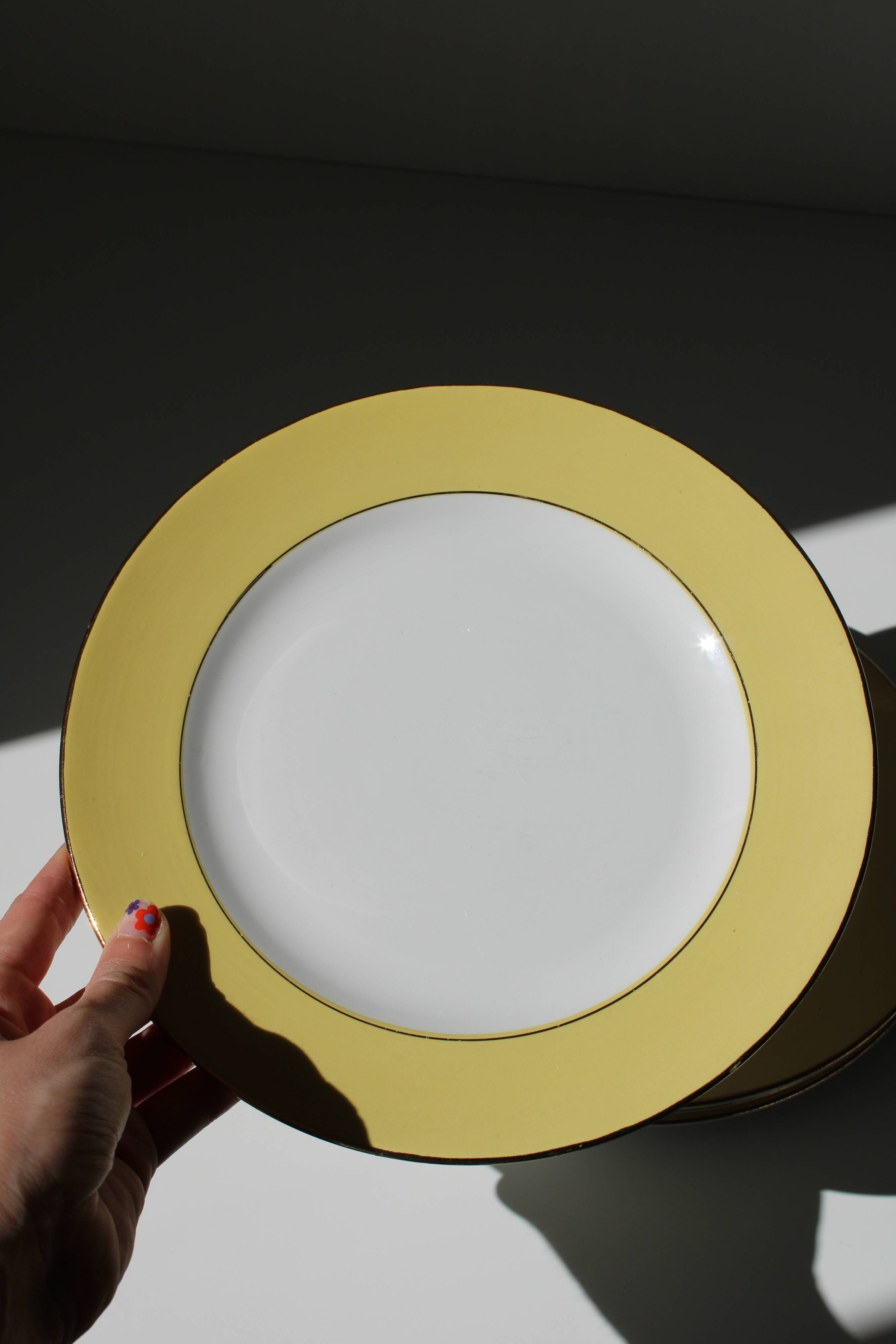 4 yellow L'amandinoise vintage dinner plates