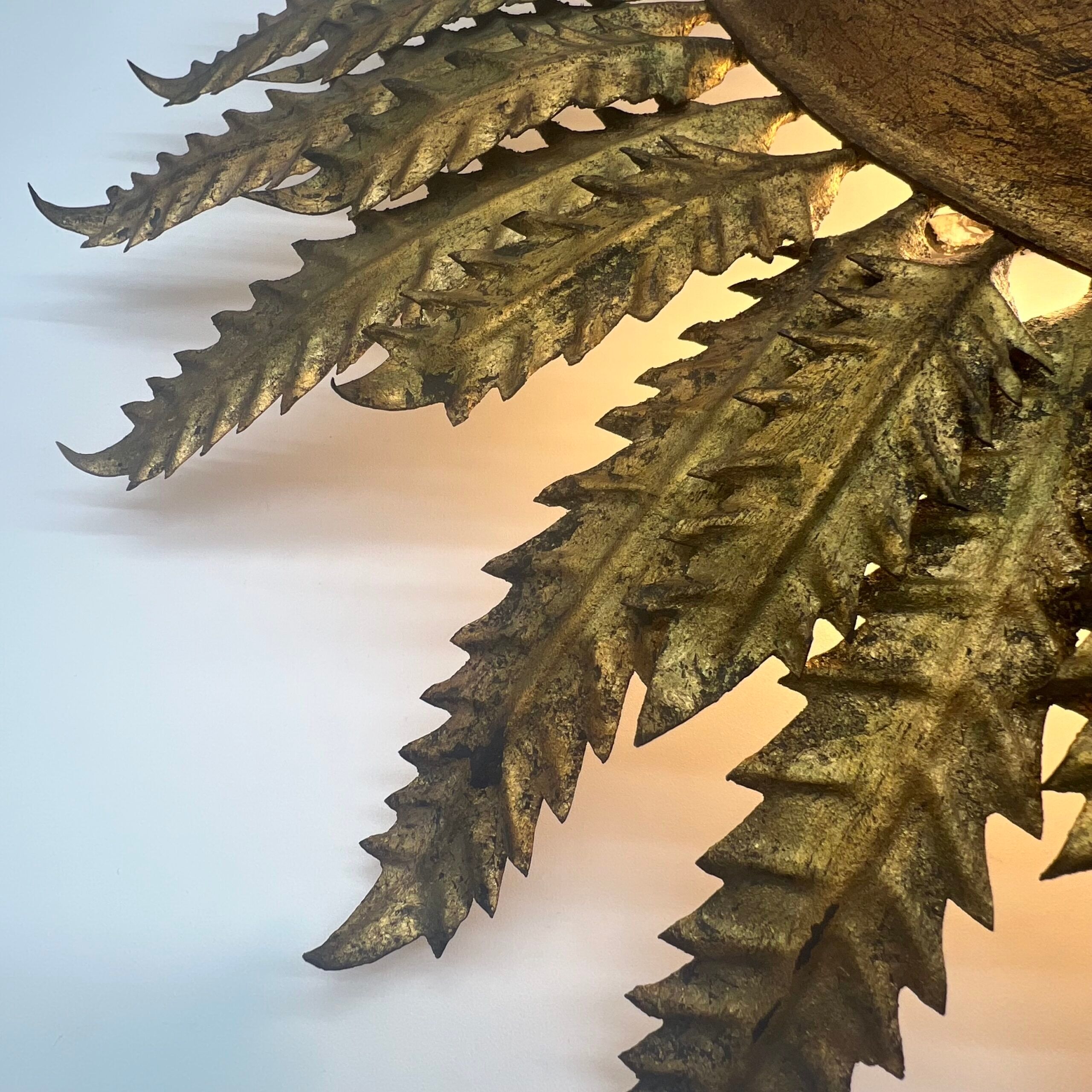 Large wall sconce "Sol" in gilded wrought iron – Spain, 1950s