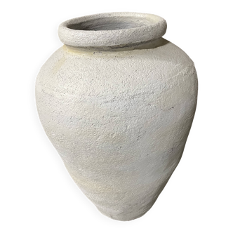 White terracotta jar