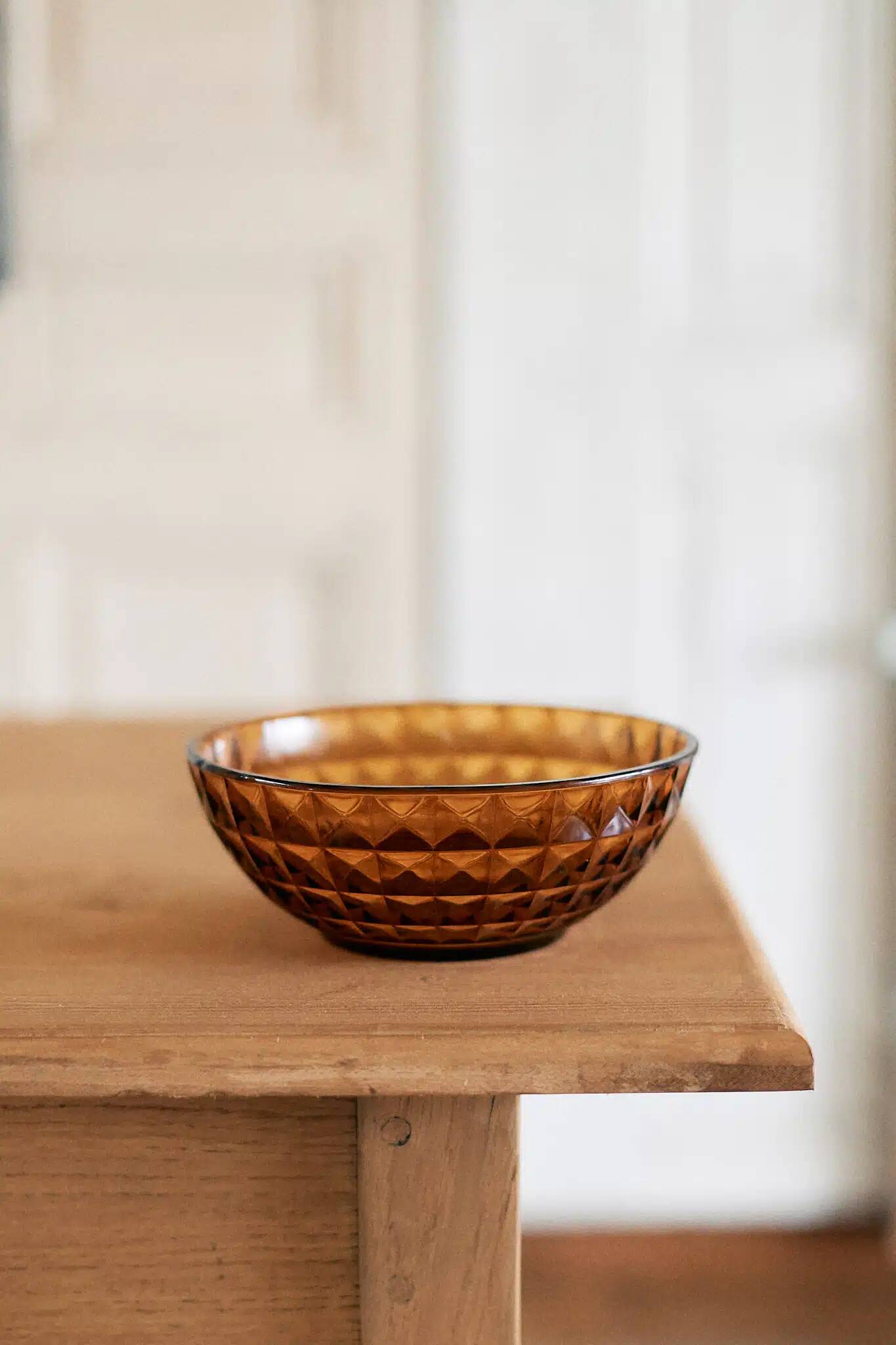 Amber vintage plate "Narcisse"