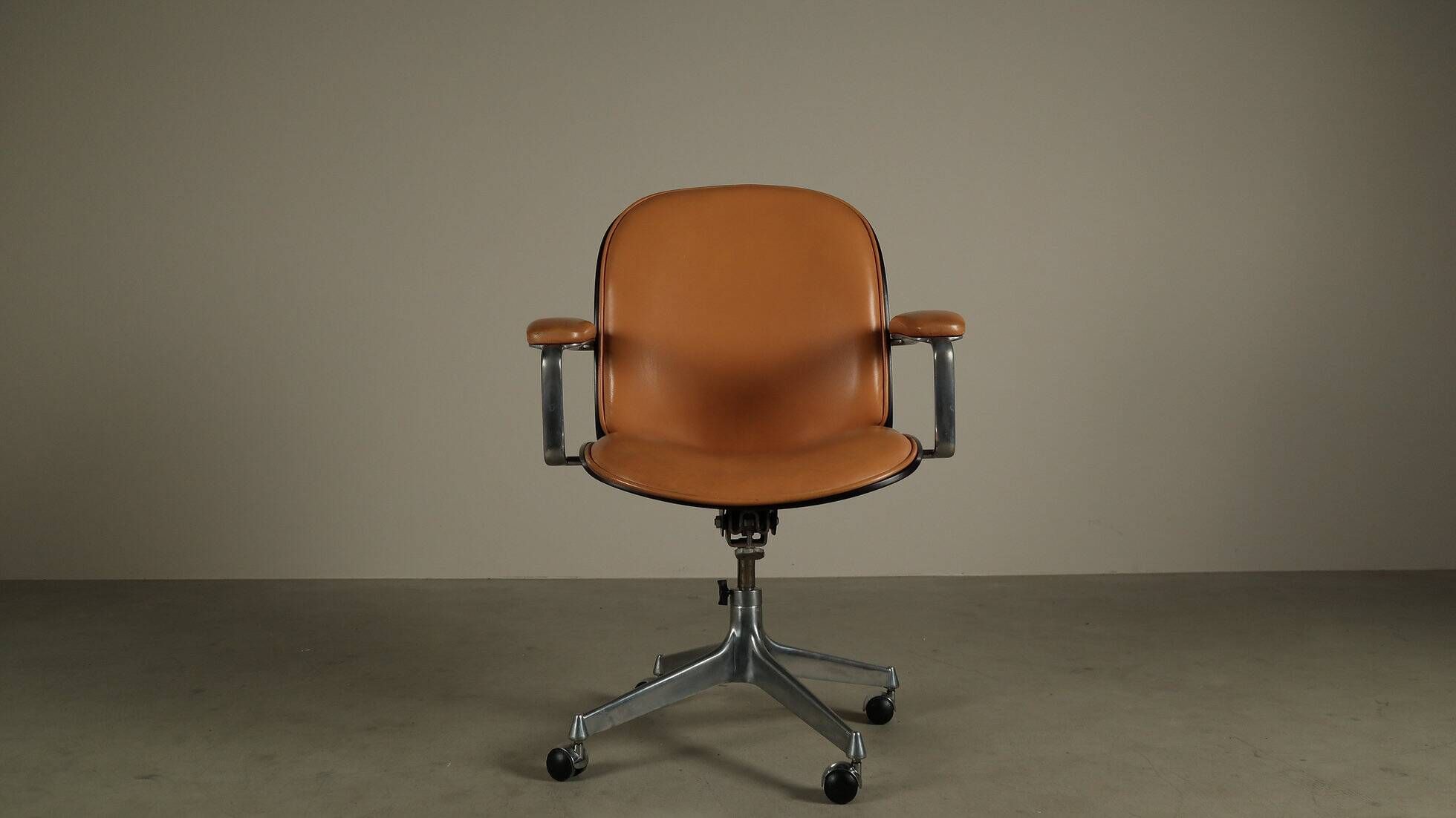 Executive office chair by Ennio Fazioli for MIM Roma, Italy 1960