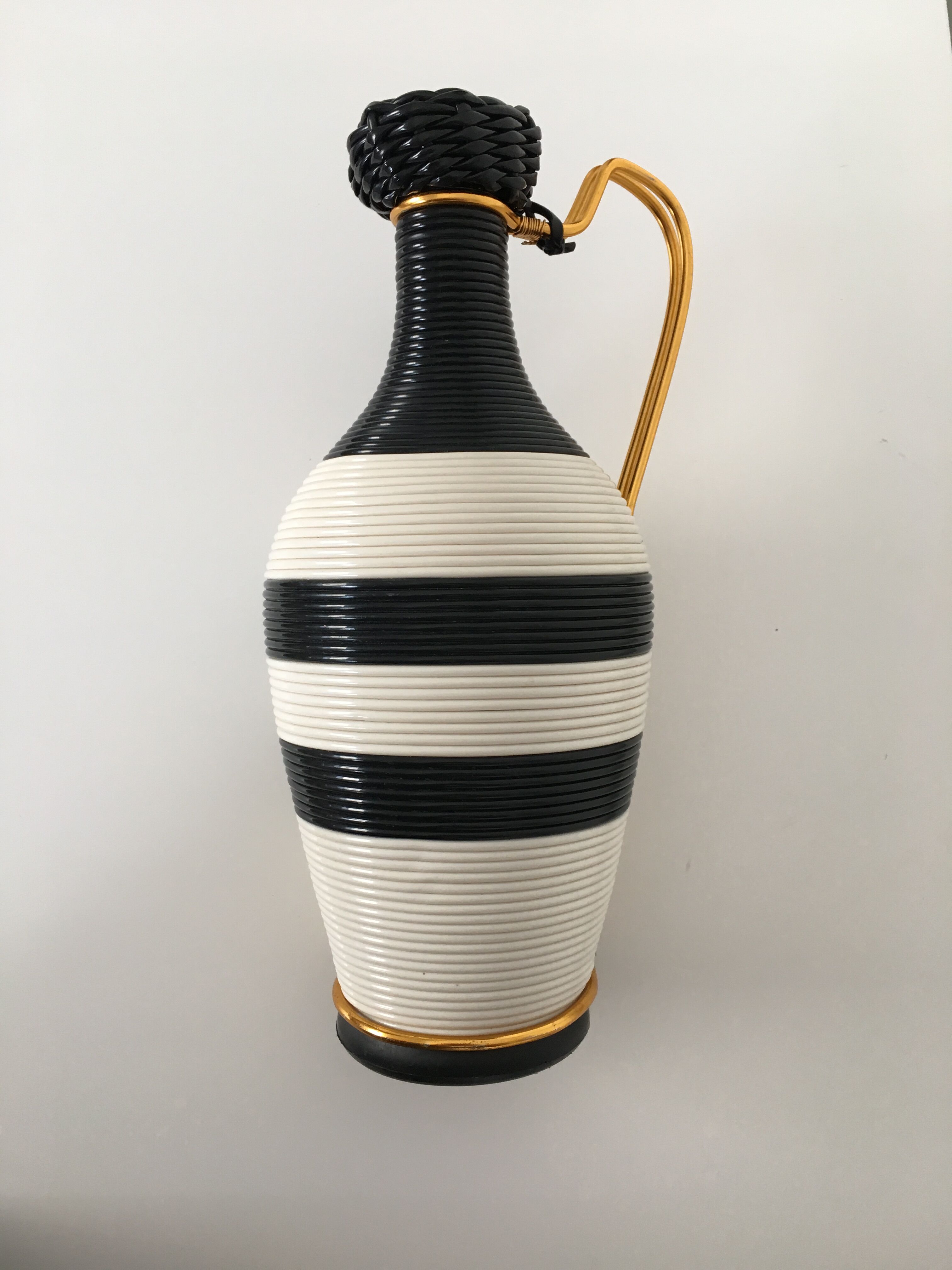 White and black scoubidou bottle