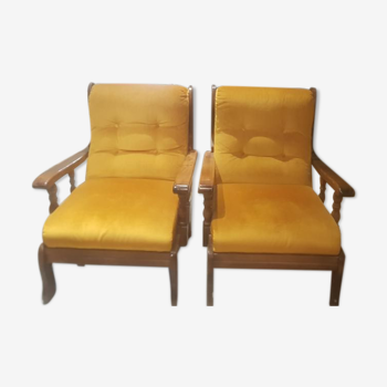 Set of two vintage armchairs
