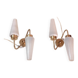 Appliques asymétriques en laiton et tulipe en opaline, années 50-60