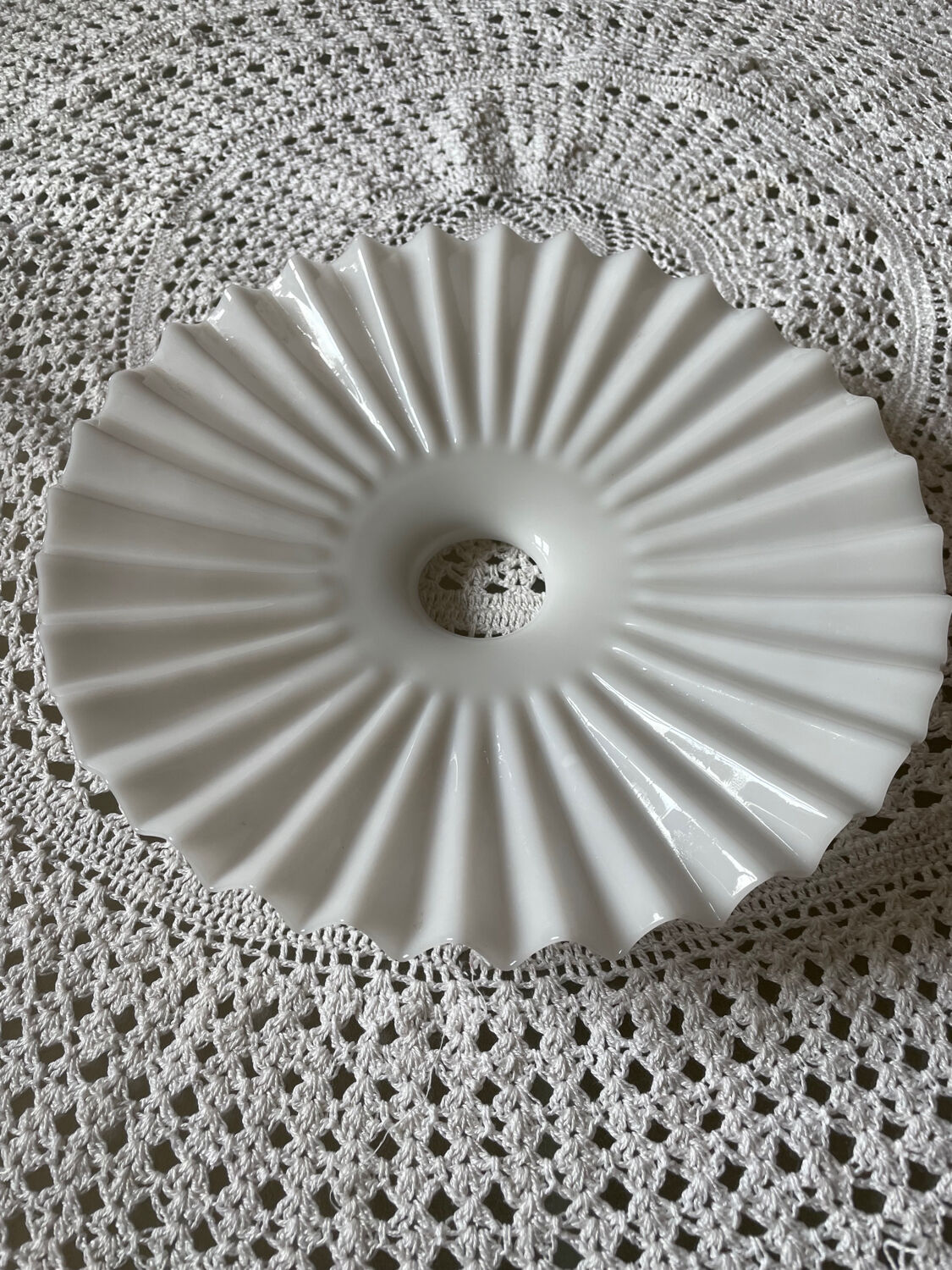 Vintage pleated opaline pendant lamp