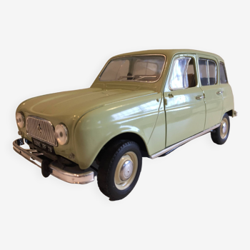 Collectible miniature car solido renault 4l 1/18 metal 1957 autophilists